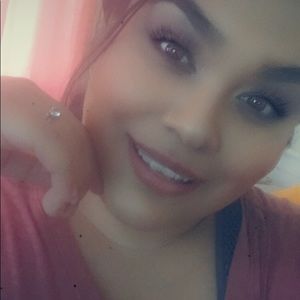 Meet your Posher, Annette